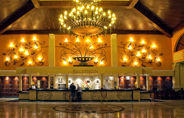 IT & Telecom Solutions for Hotels IT & Telecom Solutions for Hotels