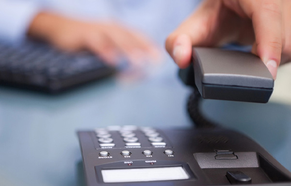 Benefits of a VoIP Phone System Benefits of a VoIP Phone System